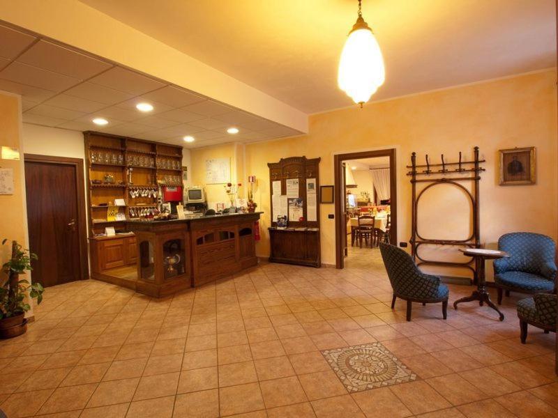 Residence Hotel Moderno Gaby Exterior foto